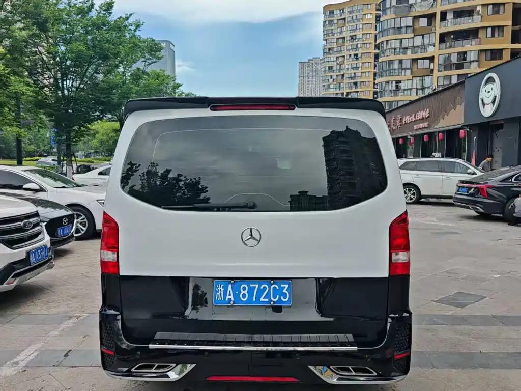 Mercedes-Benz Vito 2022 — фото 5