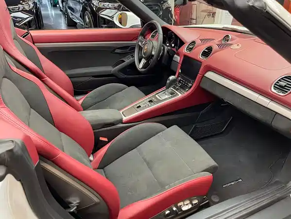Porsche 718 2022