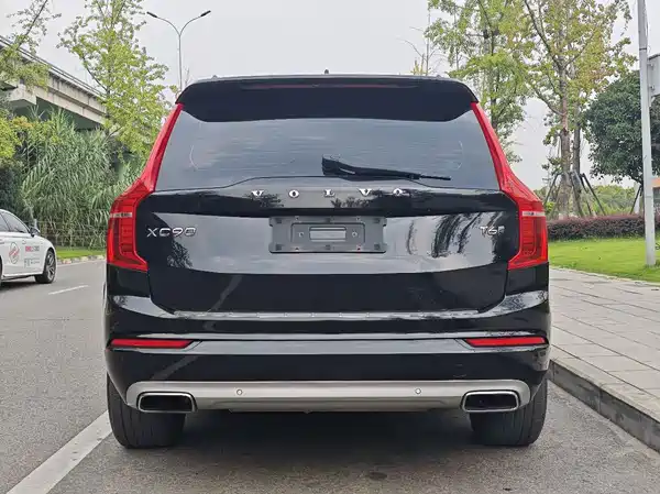 Volvo XC90 2017