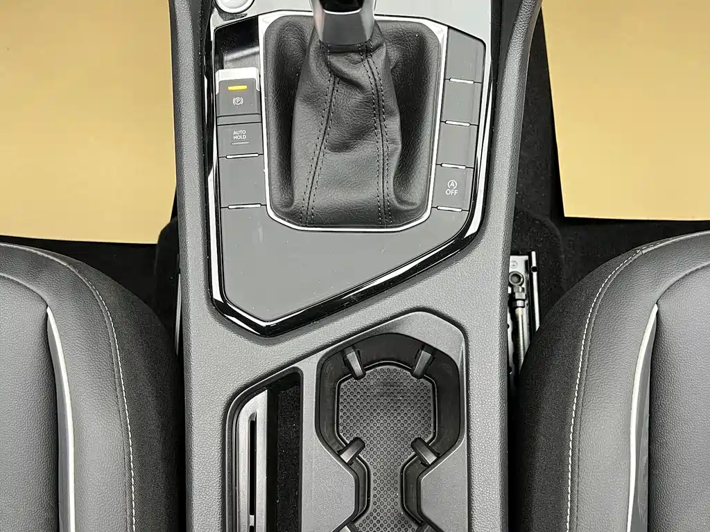 Volkswagen Tiguan L 2025 — фото 20