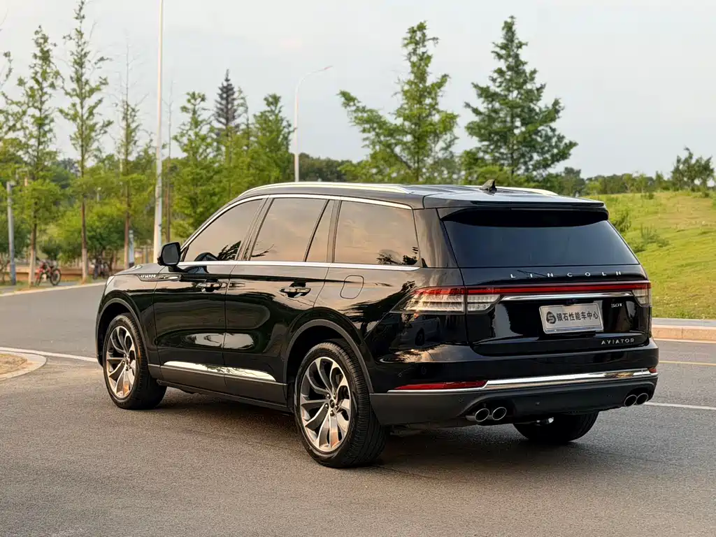 Lincoln Aviator 2021 — фото 19