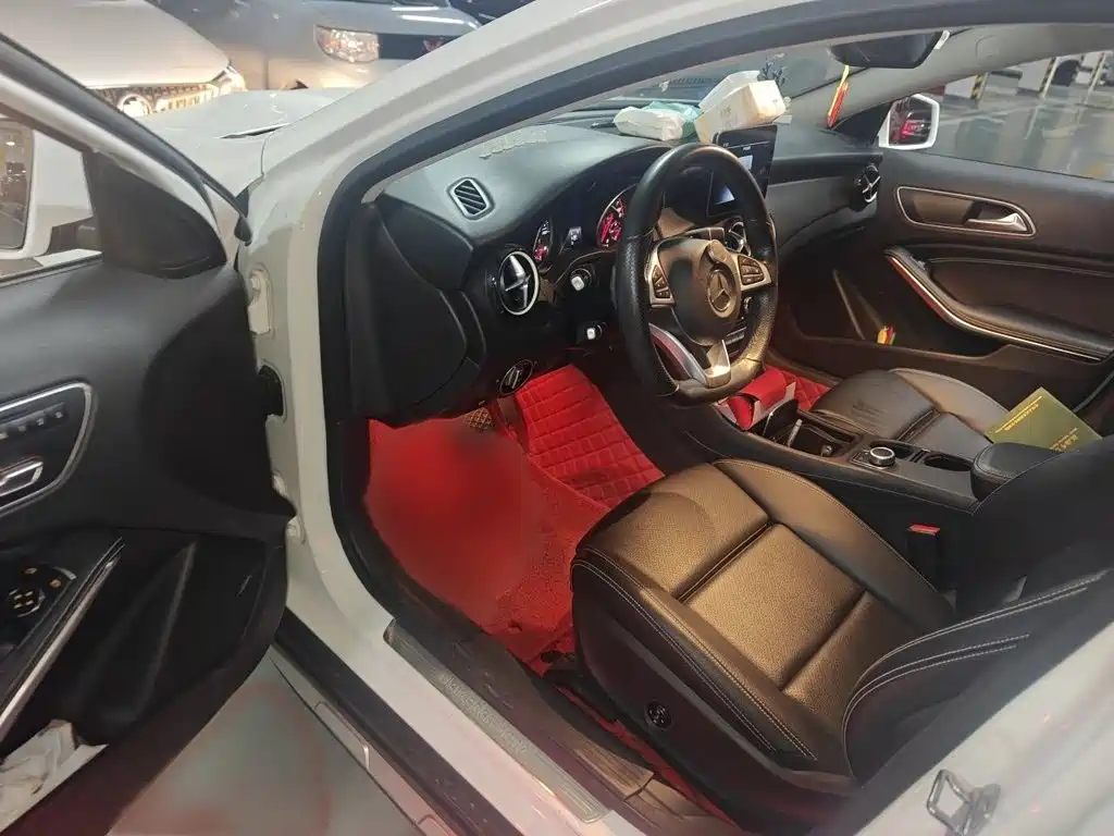 Mercedes-Benz GLA 2019 — фото 14