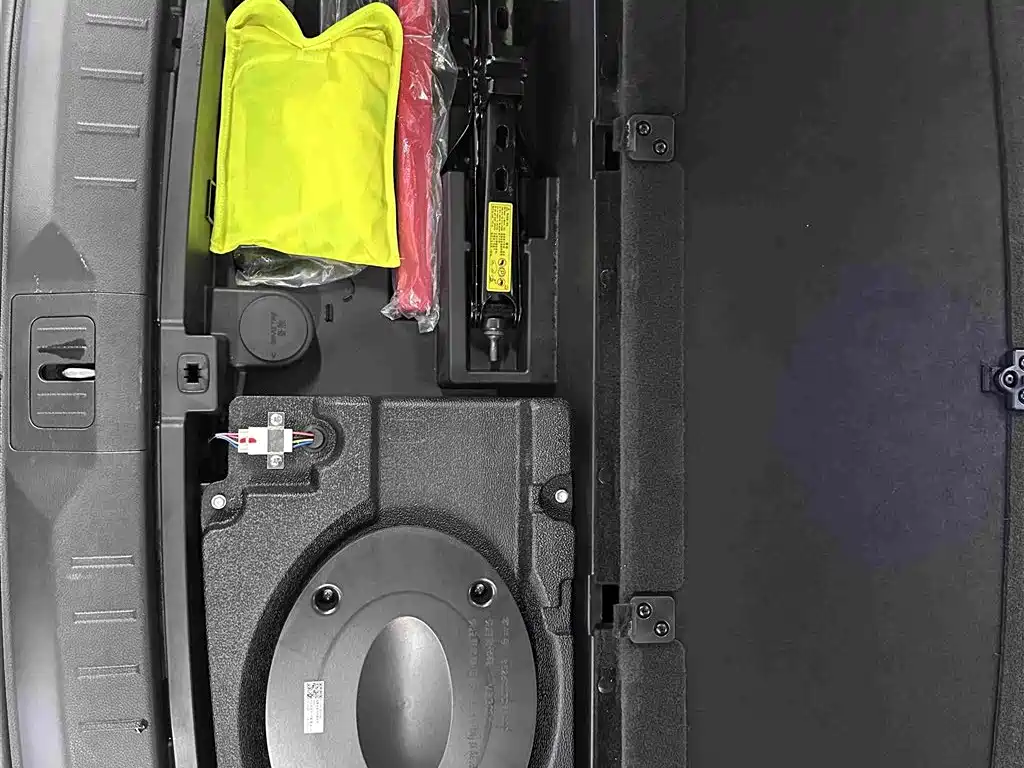 GAC Trumpchi GS8 2024 — фото 37