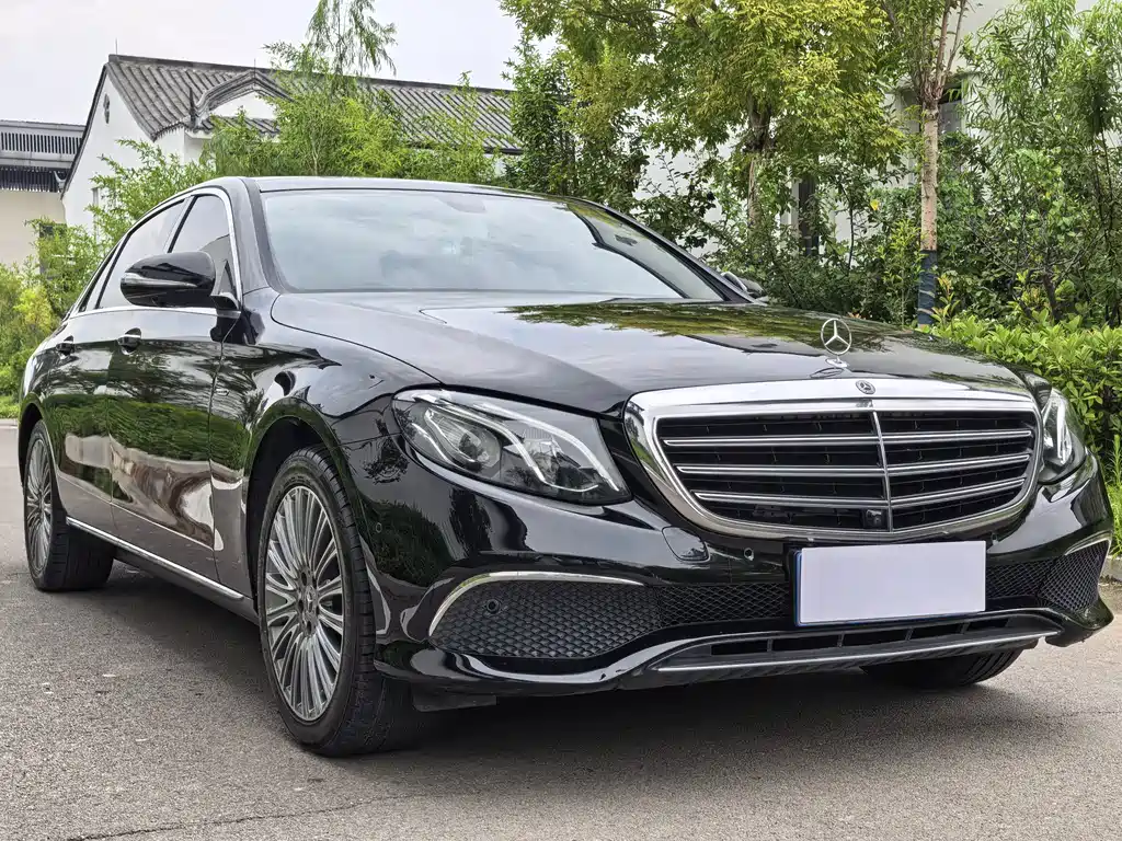 Mercedes-Benz E-Class 2020 — фото 3