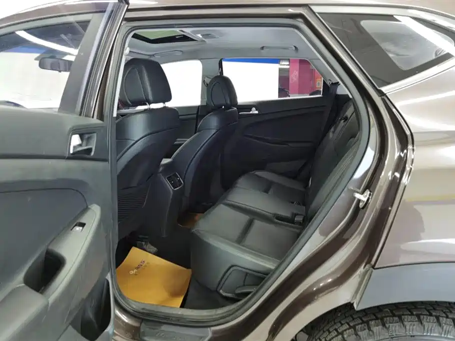 Hyundai Tucson 2016 — фото 11