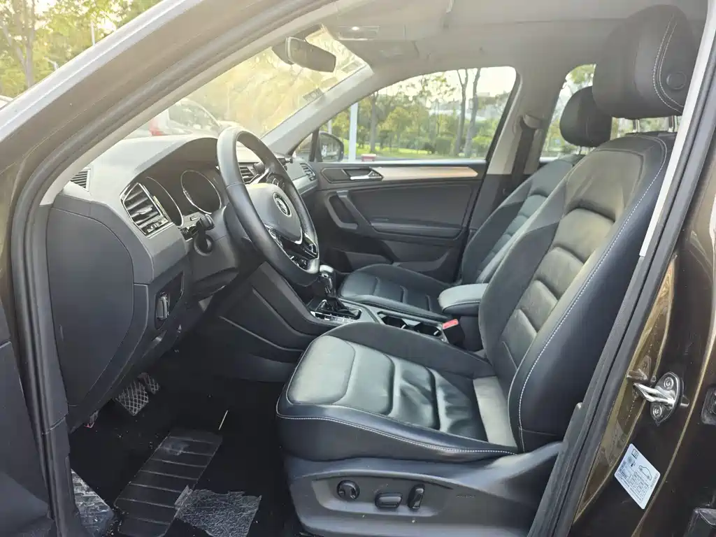 Volkswagen Tiguan L 2018 — фото 5