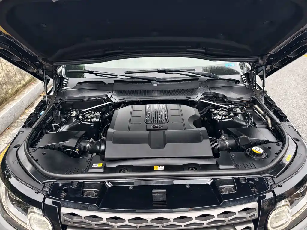 Land Rover Range Rover Sport 2018 — фото 17