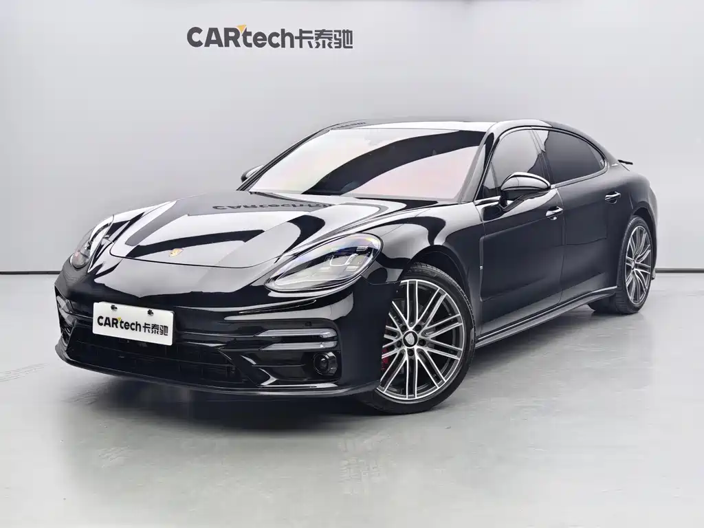 Porsche Panamera 2018 — фото 1