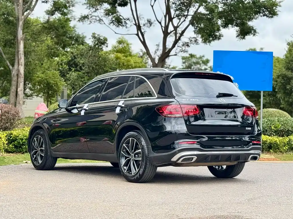 Mercedes-Benz GLC 2021