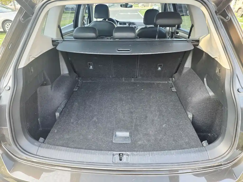 Volkswagen Tiguan L 2018 — фото 17