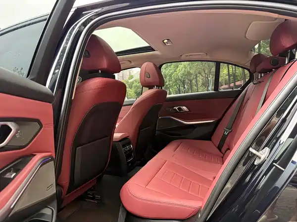 BMW 3 Series 2021