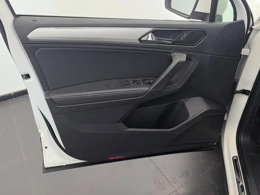 Volkswagen Tiguan L 2019