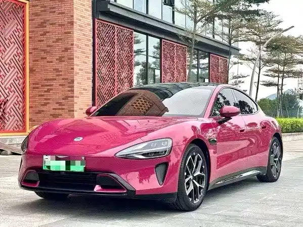 Xiaomi SU7 2024