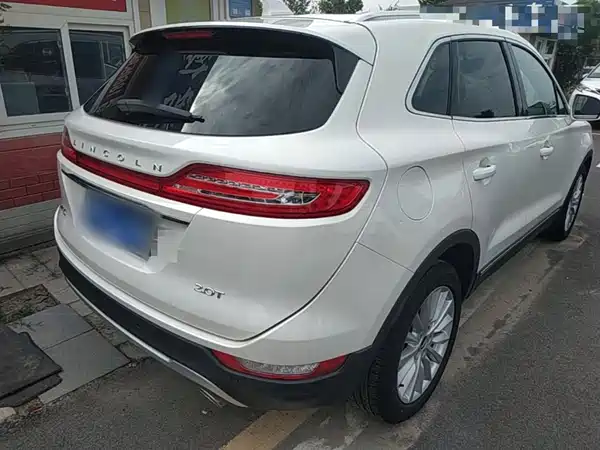 Lincoln MKC 2019