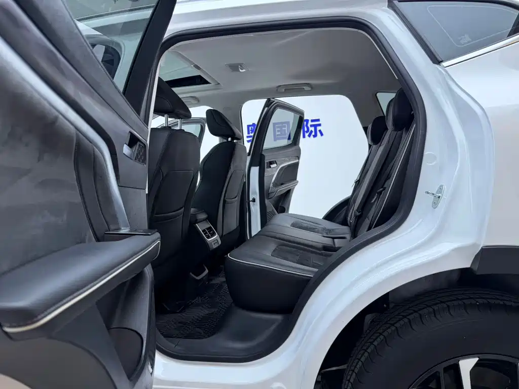 Haval H6 2023 — фото 12