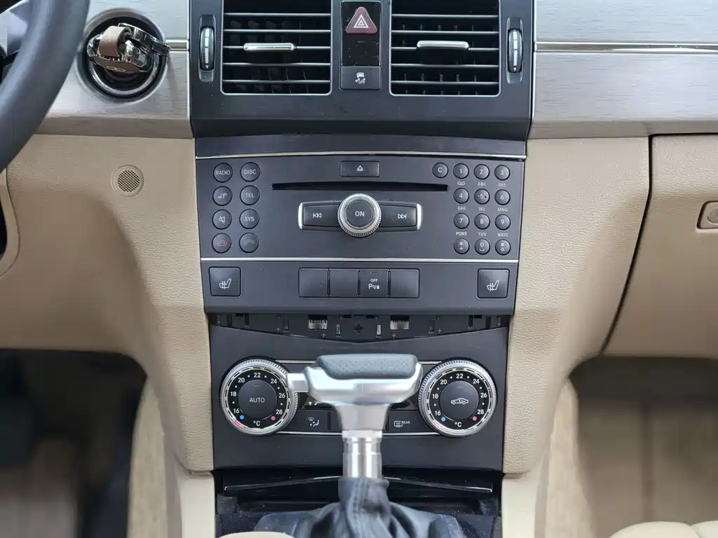 Mercedes-Benz GLK-Class 2012 — фото 19