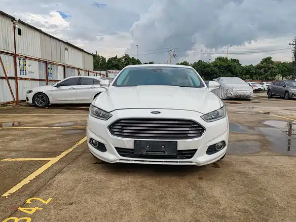 Ford Mondeo 2014
