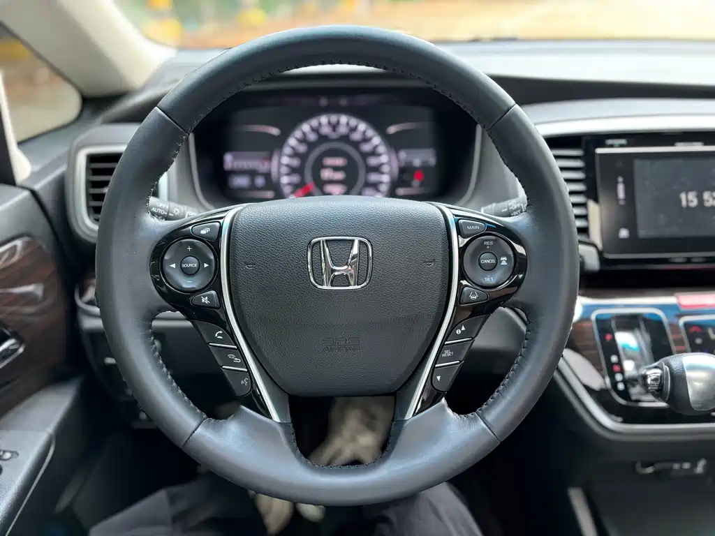 Honda Odyssey 2019 — фото 28