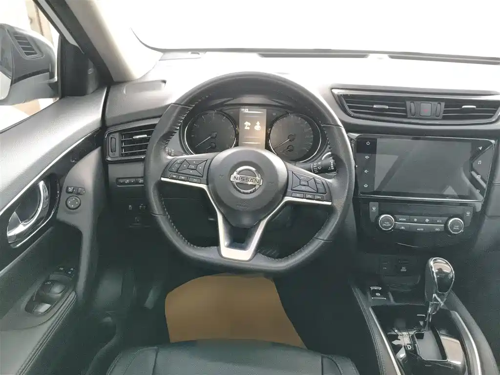 Nissan X-Trail 2025 — фото 11