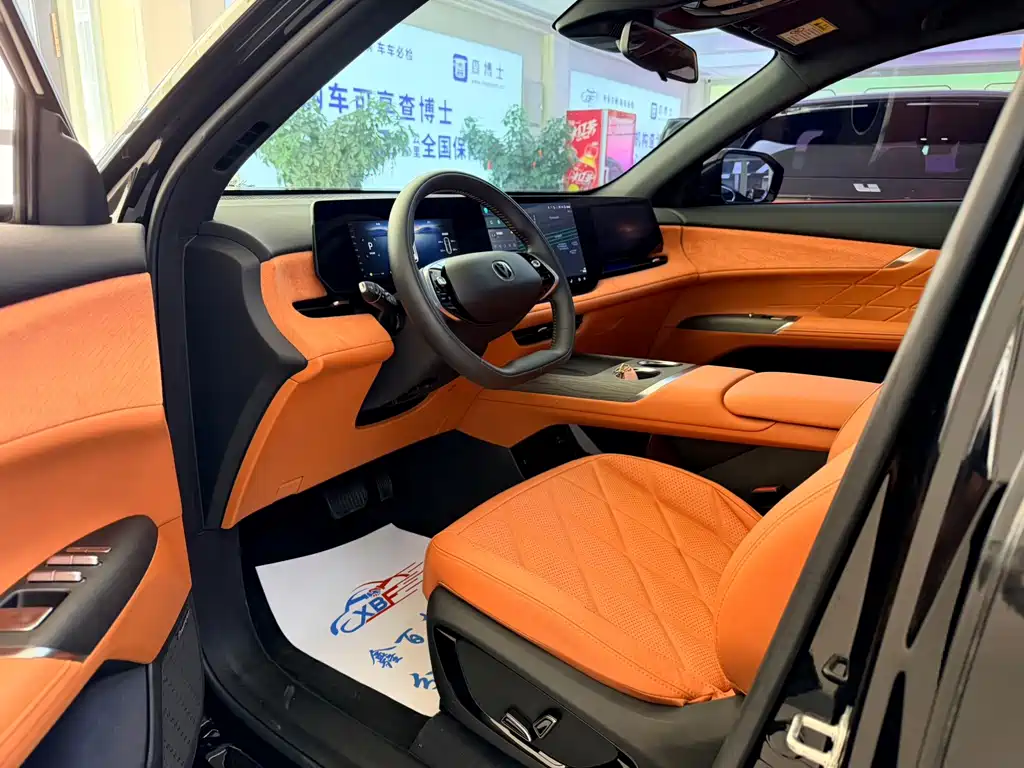 Changan CS75PLUS 2025 — фото 4