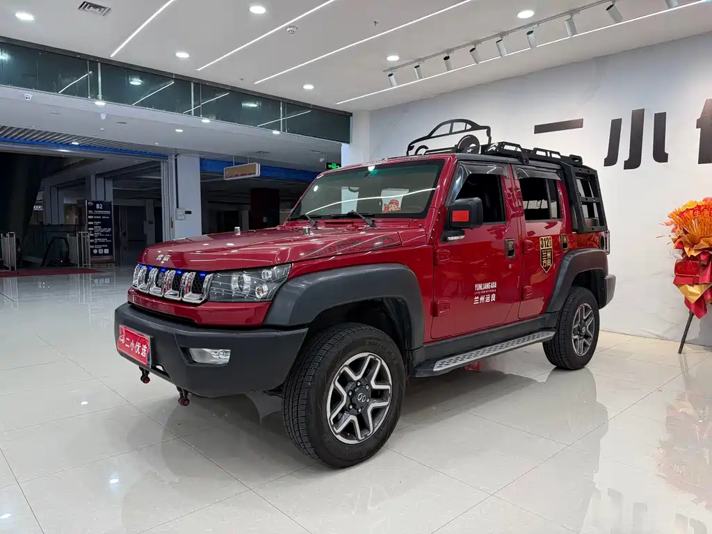 BAIC BJ40 2017 — фото 1