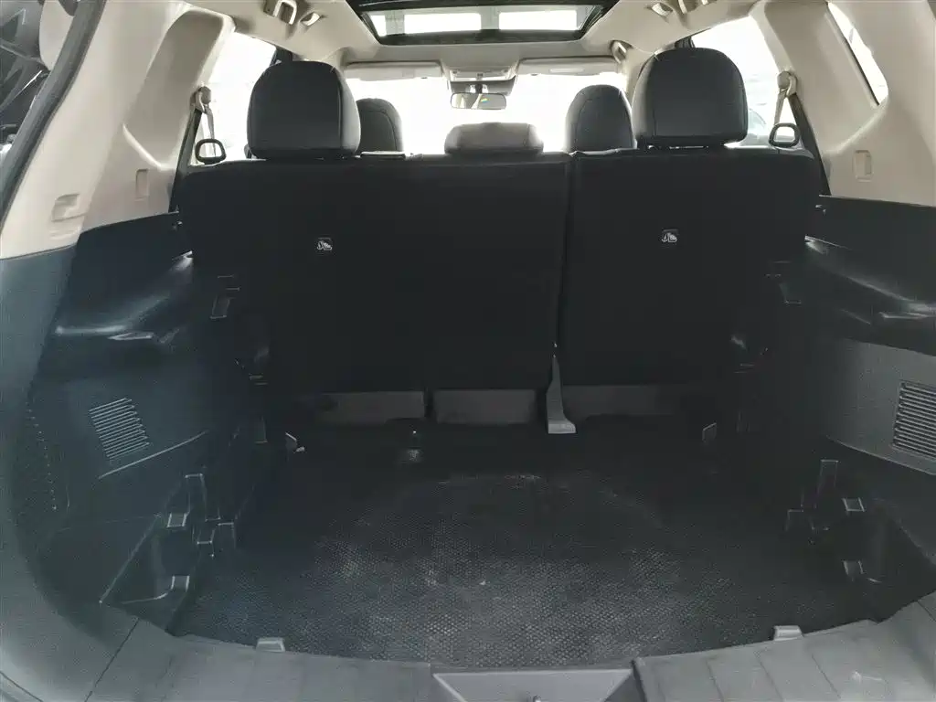 Nissan X-Trail 2025 — фото 19