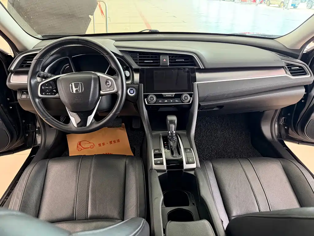 Honda Civic 2017 — фото 15