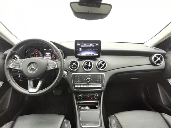 Mercedes-Benz GLA 2019