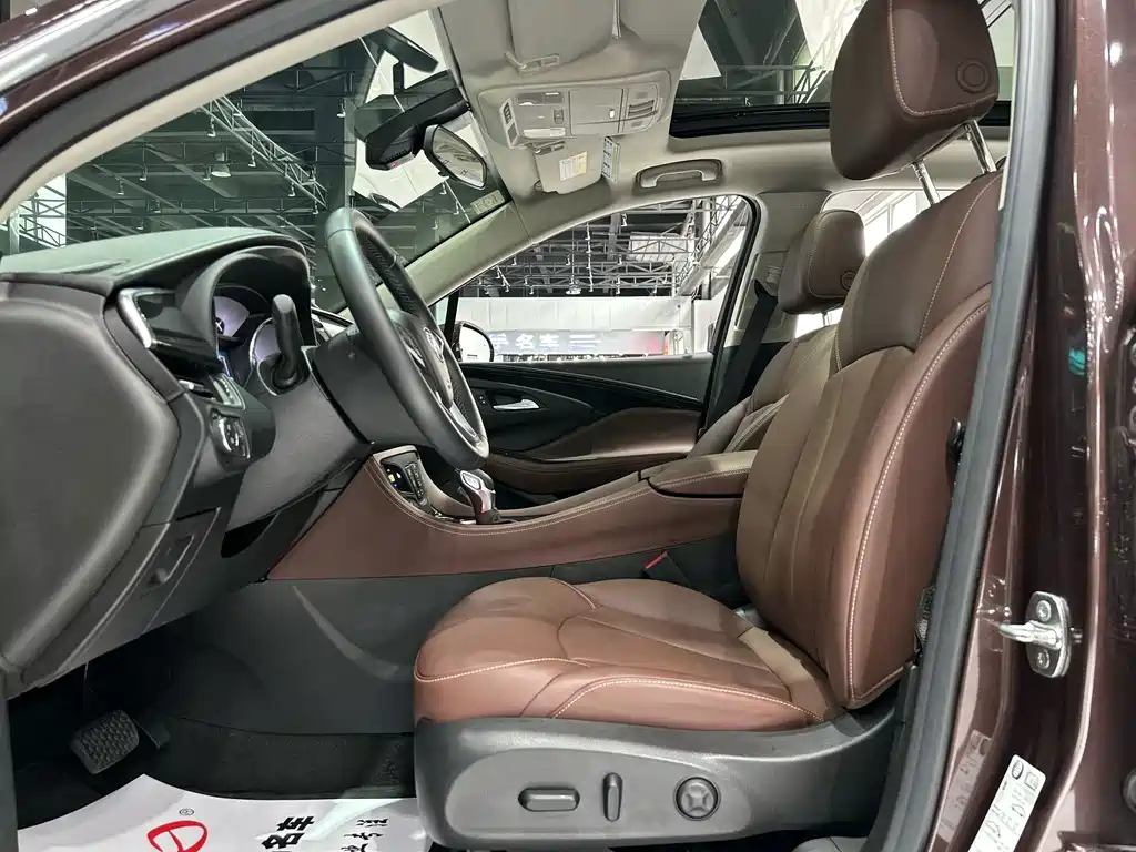 Buick Envision Plus 2019 — фото 4