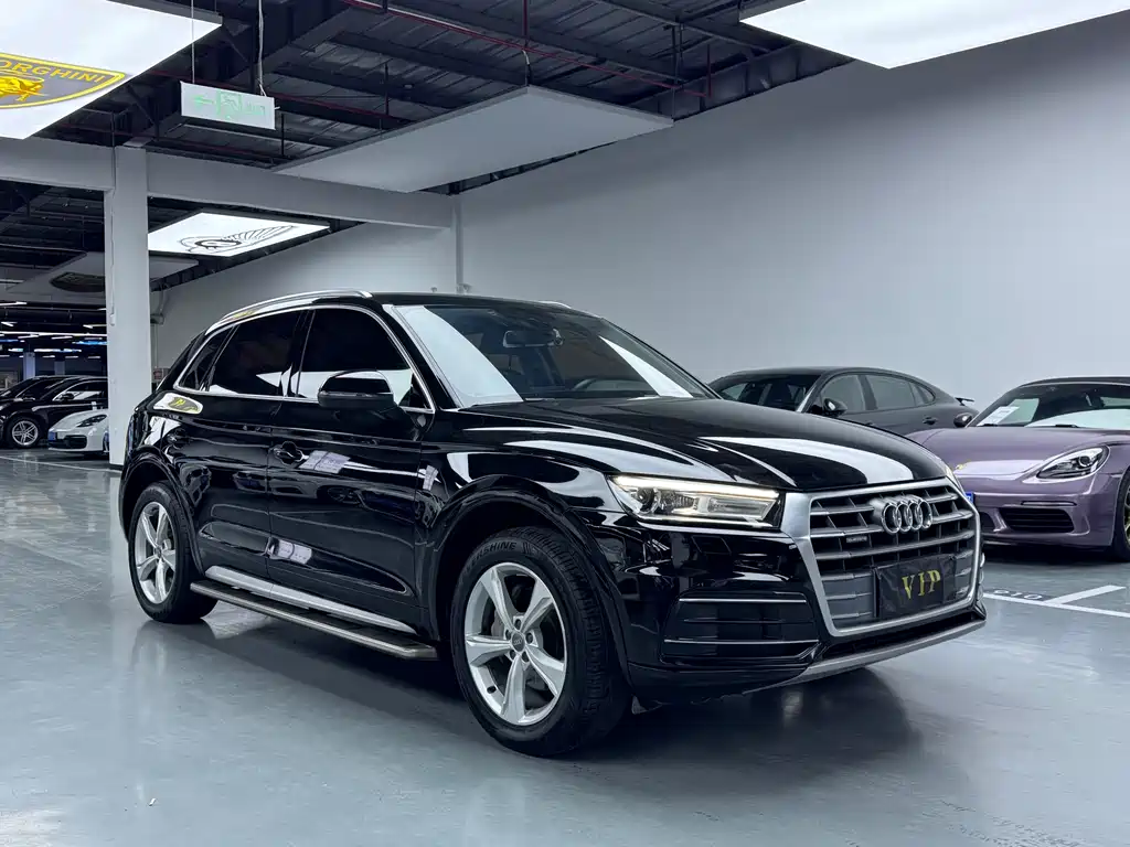 Audi Q5L 2020 — фото 3