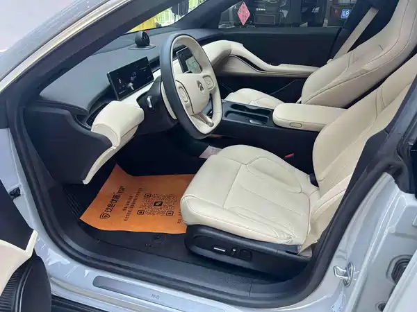NIO ET5T 2024