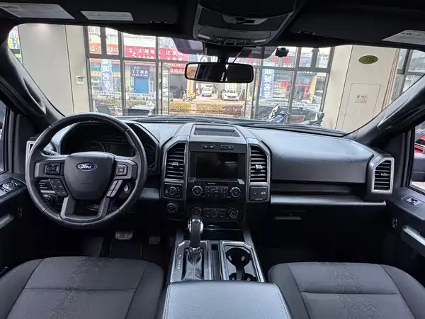 Ford F-150 Raptor 2019