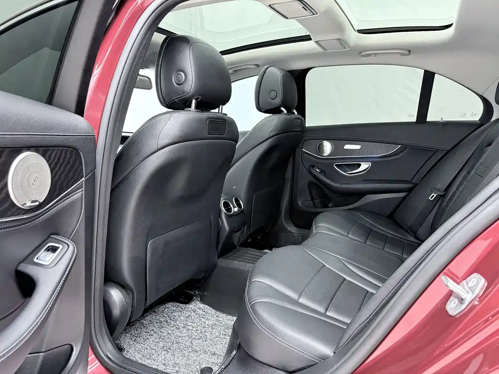Mercedes-Benz C-Class 2018 — фото 10