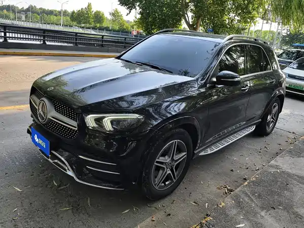Mercedes-Benz GLE 2021