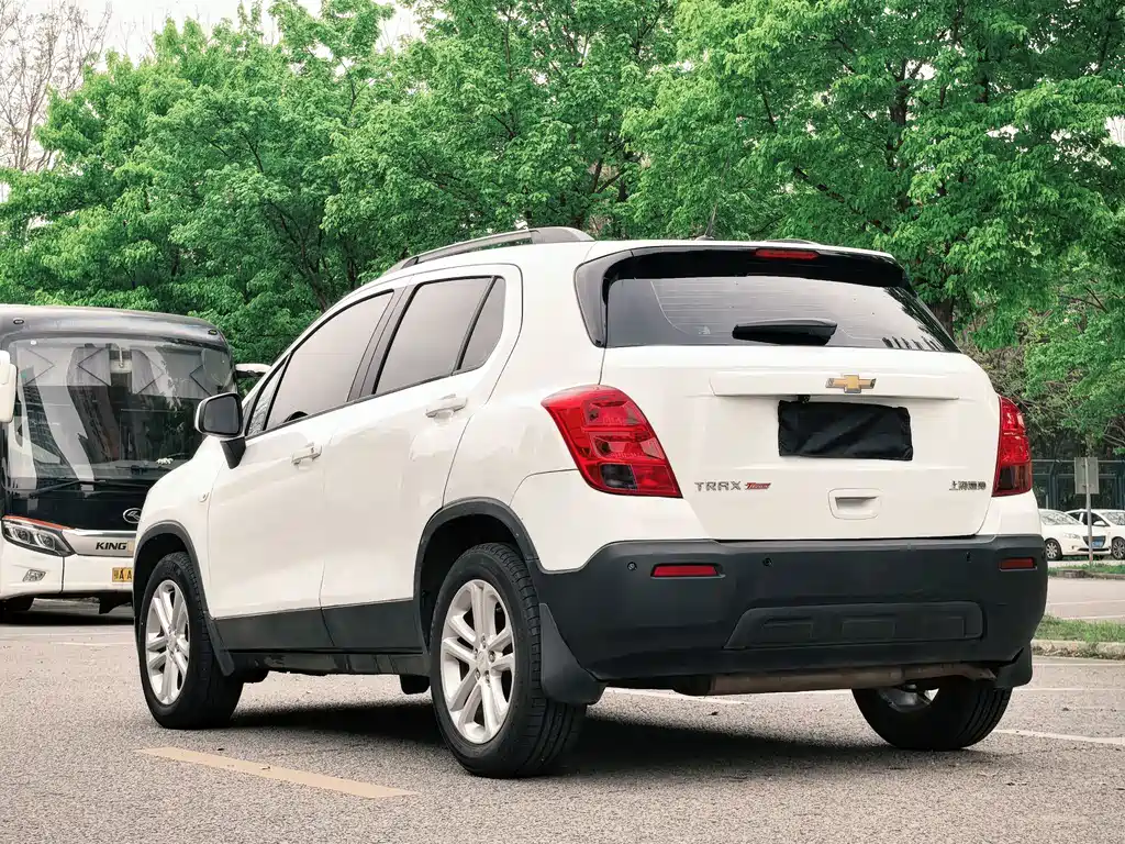 Chevrolet Trax 2016 — фото 18
