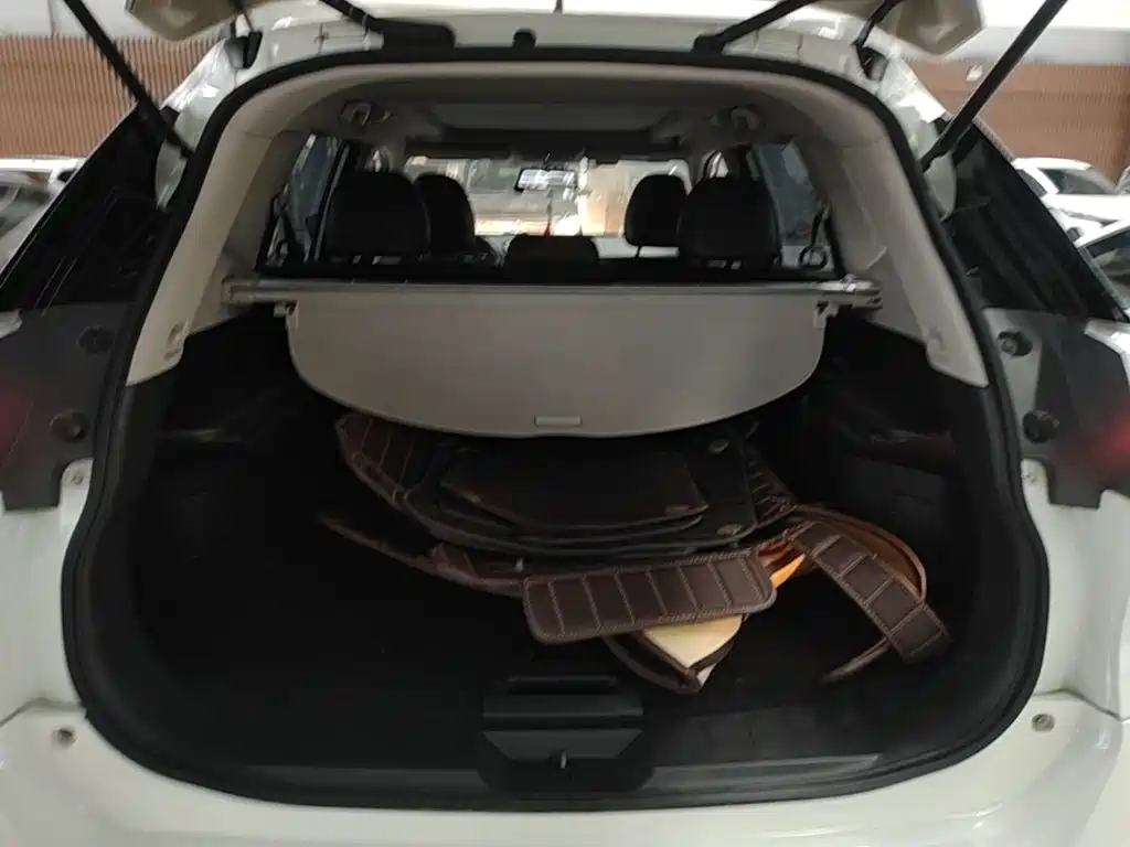 Nissan X-Trail 2015 — фото 19