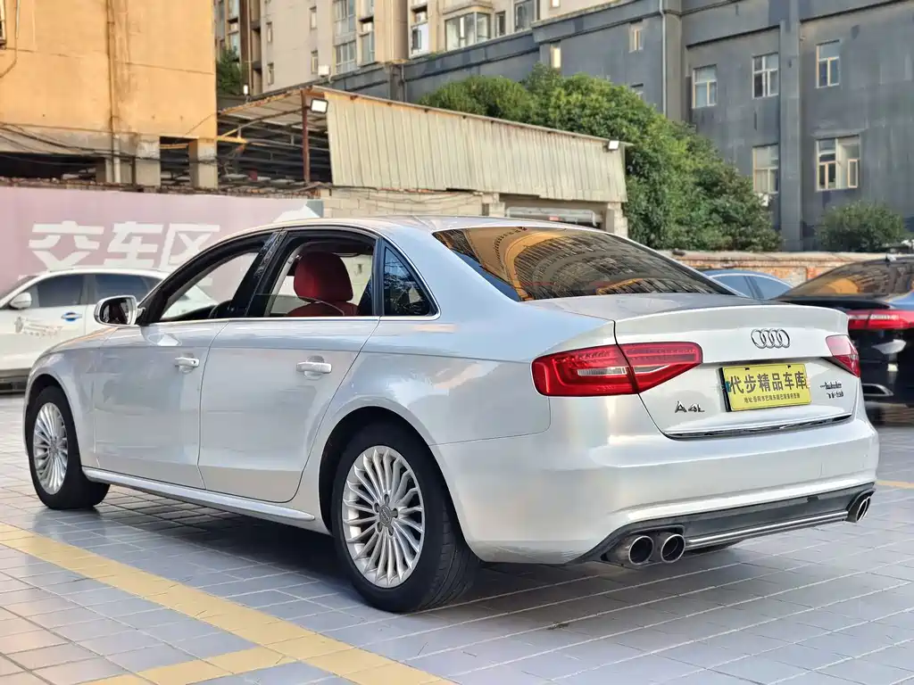 Audi A4L 2015 — фото 18