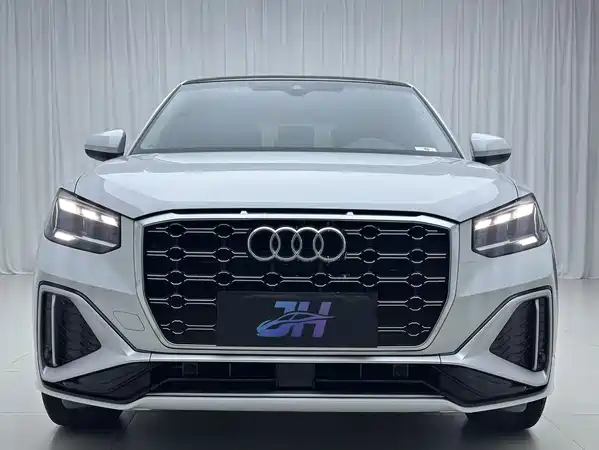 Audi Q2L 2022