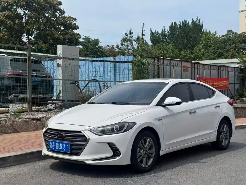 Hyundai Elantra 2018