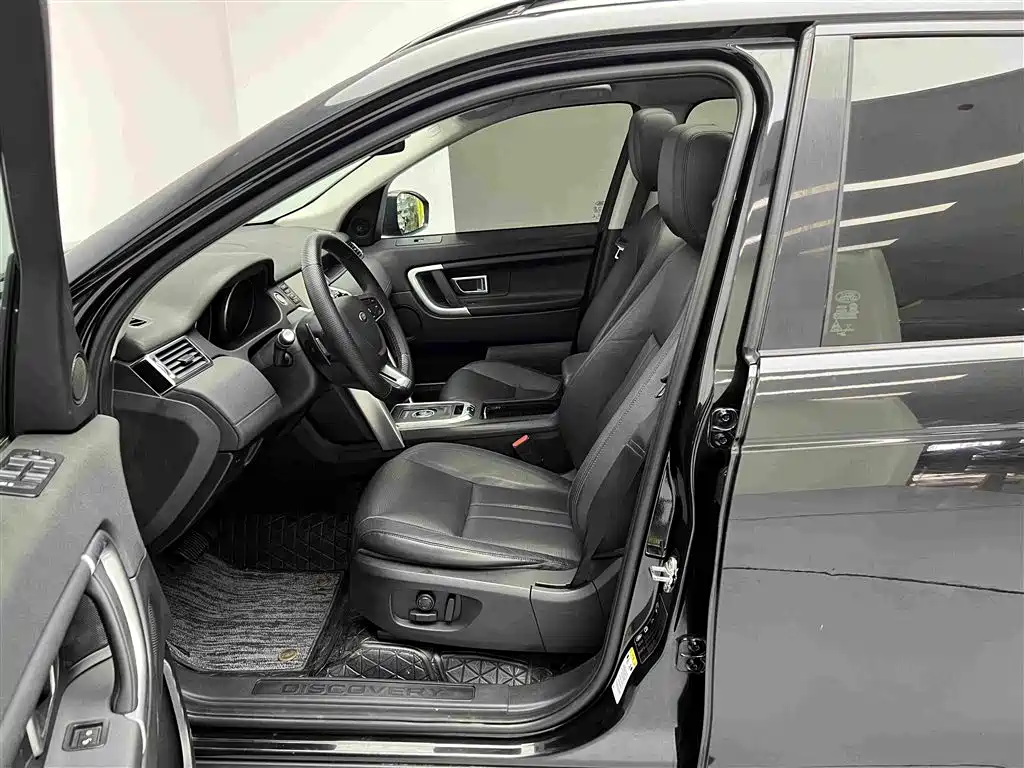 Land Rover Discovery Sport 2016 — фото 11
