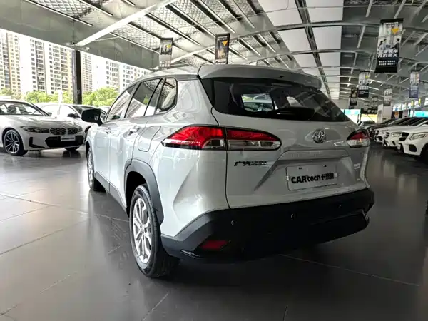 Toyota Frontlander 2025