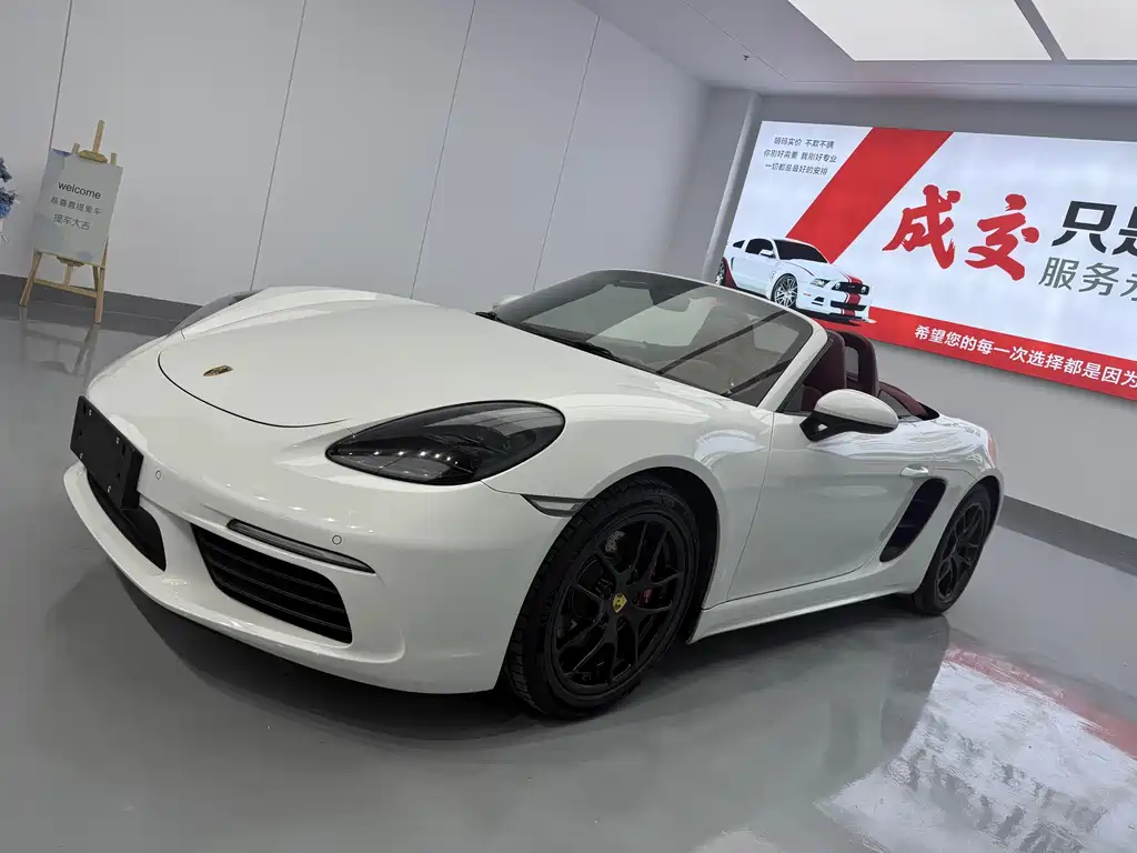 Porsche 718 2017 — фото 1