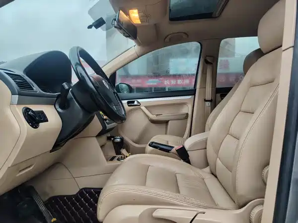 Volkswagen Touran 2010