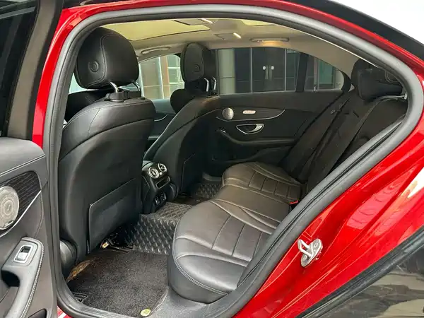 Mercedes-Benz C-Class 2021