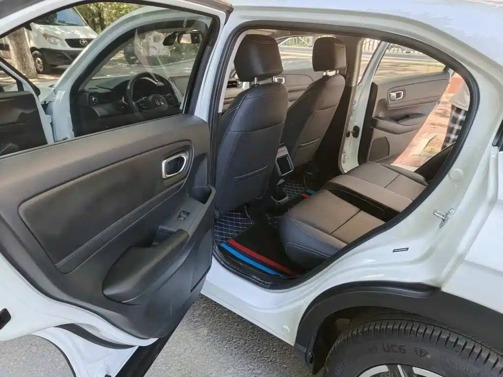 Honda Vezel 2023 — фото 10