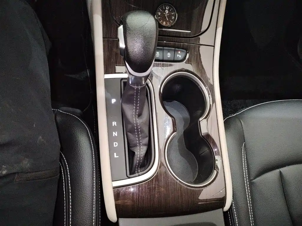 Buick Verano 2018 — фото 10
