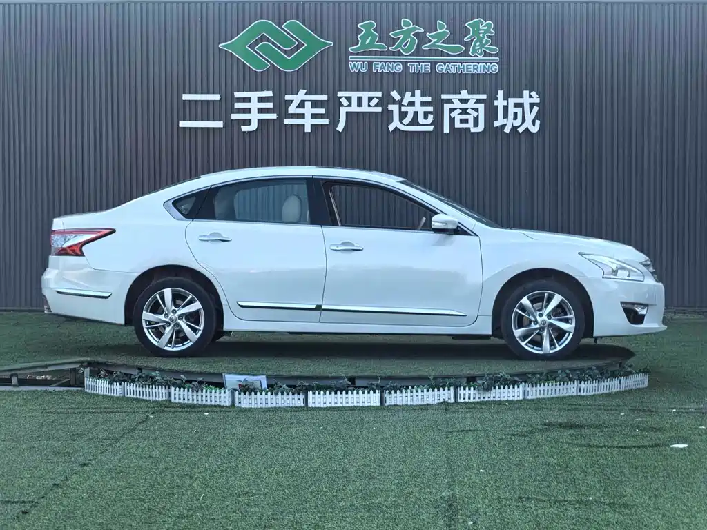 Nissan Teana 2015 — фото 4