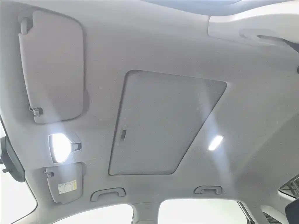 Geely Emgrand 2023 — фото 14