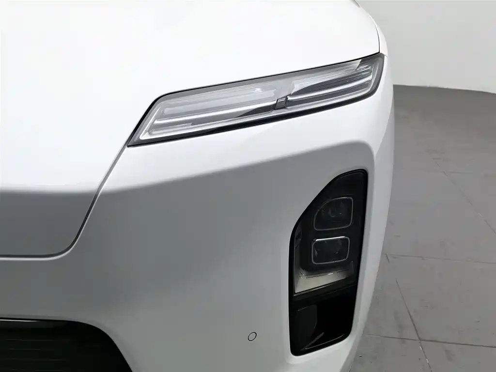 NIO ES8 2025 — фото 7