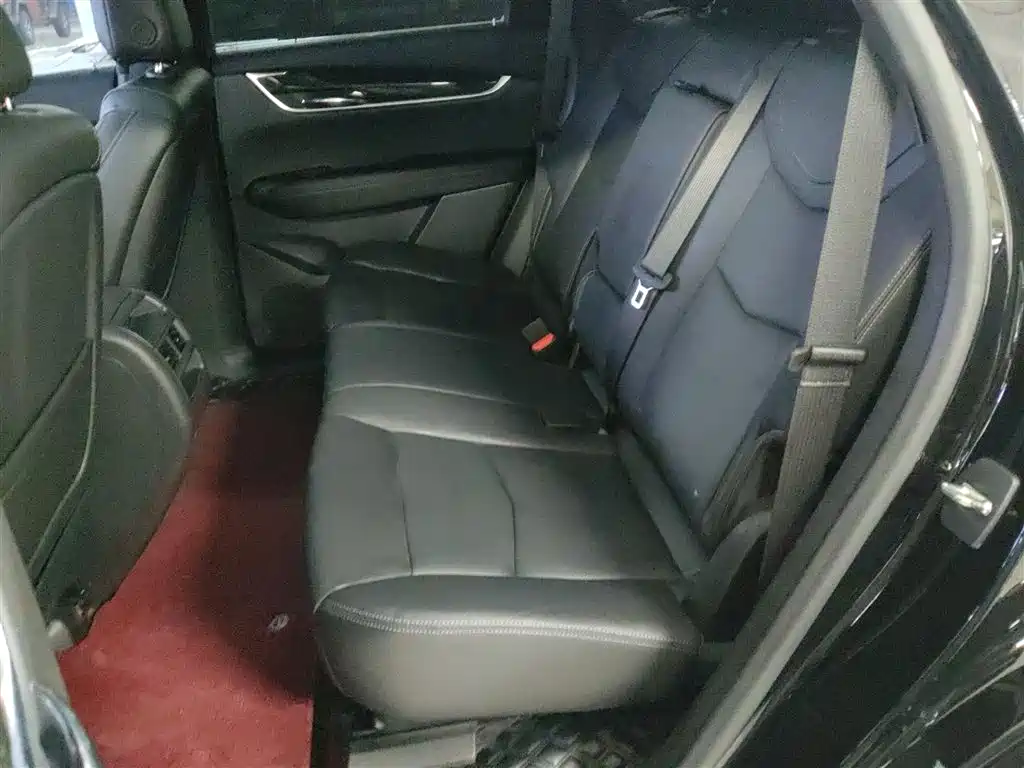 Cadillac XT5 2020 — фото 17